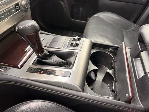 Used 2018 Lexus GX 460 image 17