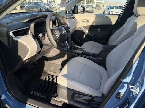 Certified 2026 Toyota Corolla Cross LE image 26