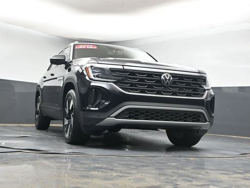 Used 2026 Volkswagen Atlas Cross Sport SE AWD/4WD image 32