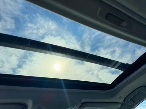 Used 2023 Toyota RAV4 XLE w/ Convenience Package image 21