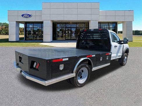 New 2026 Ford F550 4x4 Regular Cab Super Duty w/ XL Chrome Package image 2