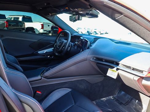 Used 2025 Chevrolet Corvette Z06 image 16