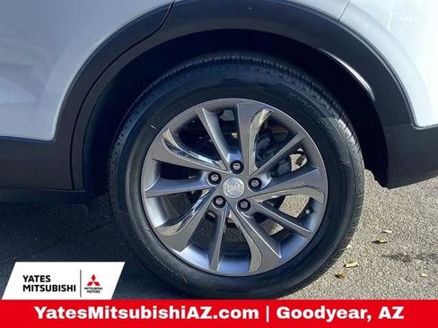 Used 2020 Buick Encore GX Essence w/ Experience Buick Package image 30