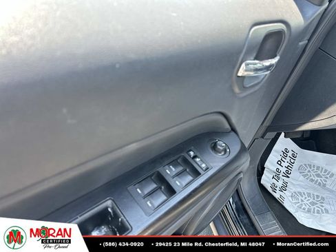 Used 2016 Jeep Patriot High Altitude AWD/4WD image 12