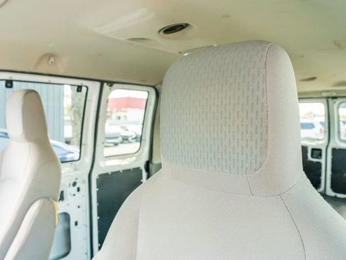 Used 2014 Ford E-350 and Econoline 350 XLT image 20