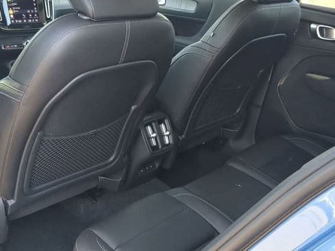 Certified 2023 Volvo XC40 B5 Plus w/ Driver Assist Package AWD/4WD image 17