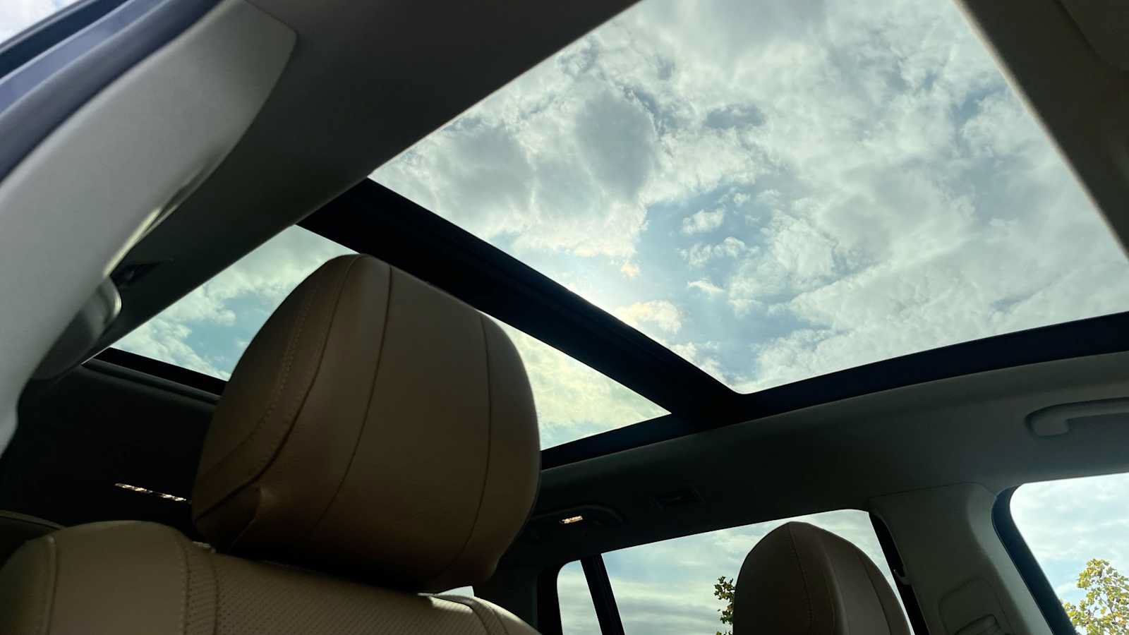 Certified 2024 Mercedes-Benz GLS 450 4MATIC image 33