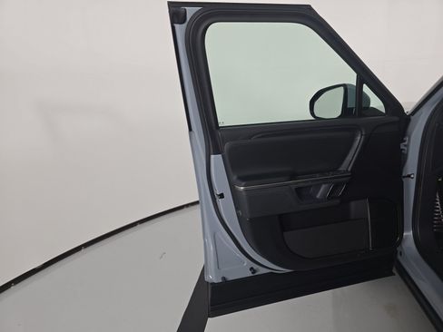 Used 2024 Rivian R1T Adventure AWD/4WD image 16