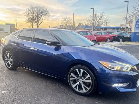 Used 2016 Nissan Maxima 3.5 SV image 2