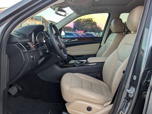 Used 2018 Mercedes-Benz GLE 350 4MATIC image 9