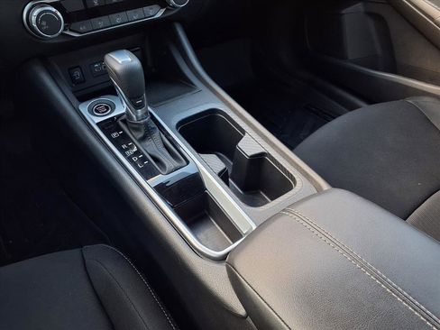 Used 2024 Nissan Sentra SV image 17