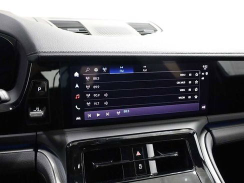 New 2026 Porsche Panamera image 30