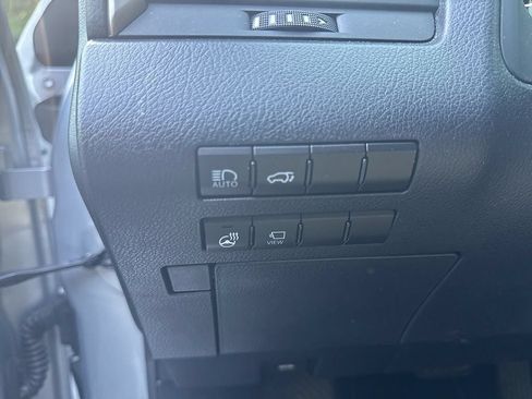 Used 2022 Lexus RX 350L FWD w/ Premium Package image 14