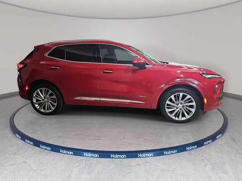 Used 2025 Buick Envision Avenir AWD/4WD image 5