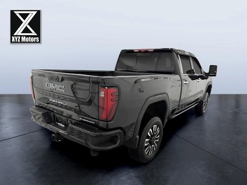 Used 2024 GMC Sierra 2500 Denali Ultimate image 6