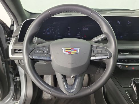 Certified 2025 Cadillac XT4 Premium Luxury image 20