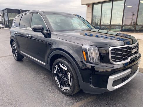 Used 2025 Kia Telluride S image 1