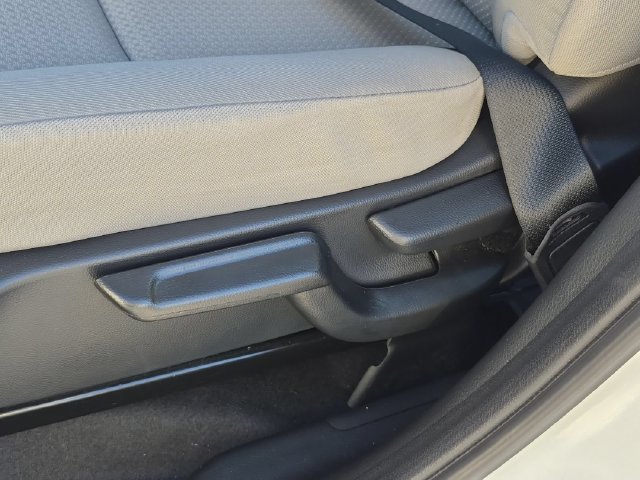 Used 2022 Honda HR-V LX image 26