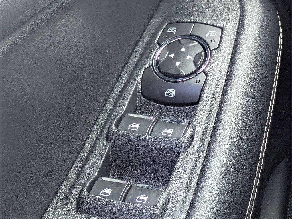 Used 2021 Ford Edge ST AWD/4WD image 25