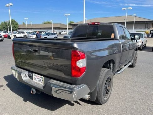 Used 2017 Toyota Tundra SR5 RWD image 4