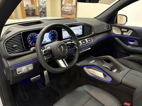 New 2026 Mercedes-Benz GLS 450 4MATIC image 12