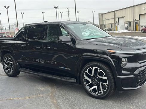 Used 2024 Chevrolet Silverado EV RST image 26