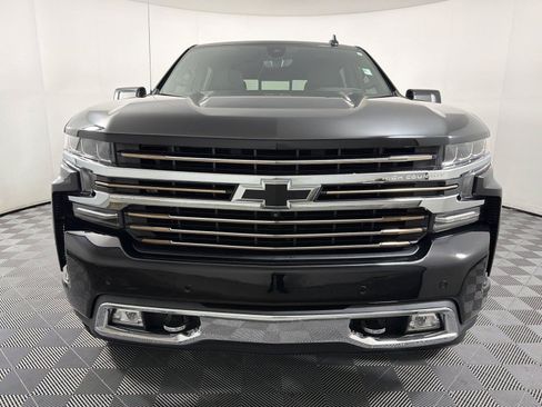 Used 2021 Chevrolet Silverado 1500 High Country w/ Technology Package AWD/4WD image 2