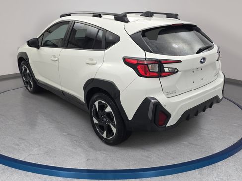 Used 2024 Subaru Crosstrek 2.5i Limited w/ Crosstrek Mirror Package AWD/4WD image 7