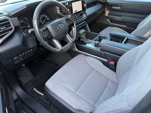 Used 2022 Toyota Tundra SR5 w/ SR5 Convenience Package RWD image 15