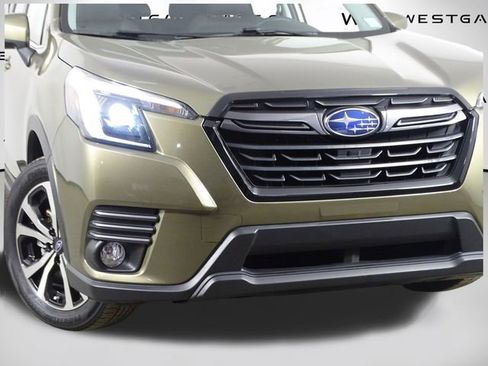 Used 2022 Subaru Forester Limited w/ Popular Package #3 image 46