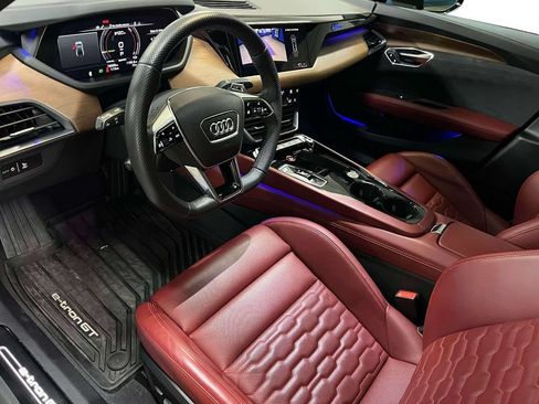 Used 2024 Audi e-tron GT Premium Plus AWD/4WD image 15