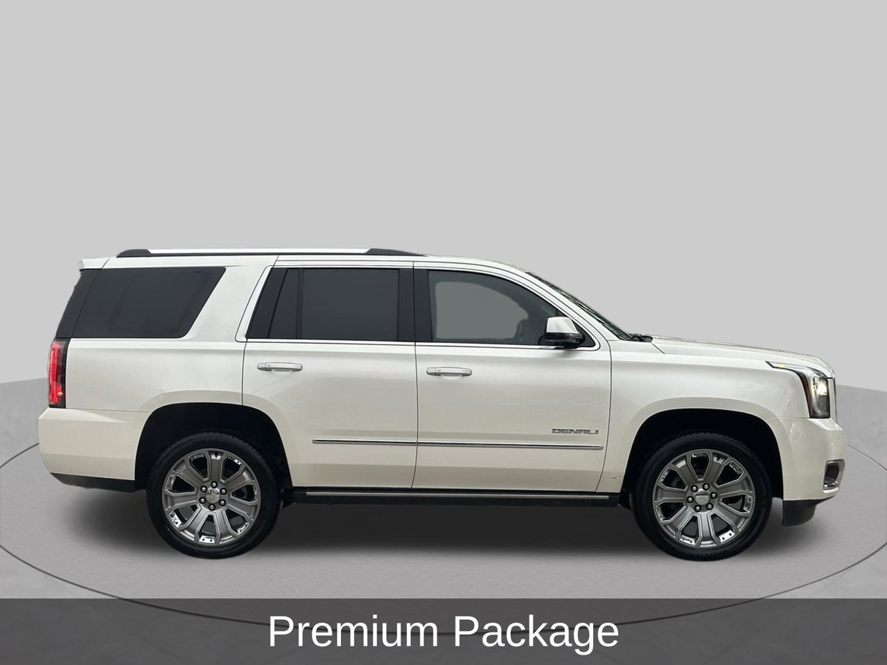 Used 2015 GMC Yukon Denali w/ Premium Package RWD image 6