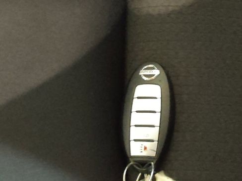 Used 2021 Nissan Altima 2.5 SV image 32