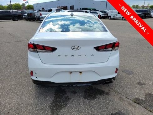 Used 2019 Hyundai Sonata SEL w/ Winter Weather Package FWD image 4