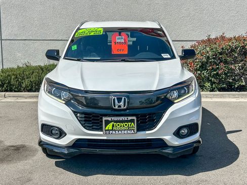 Used 2021 Honda HR-V Sport image 2