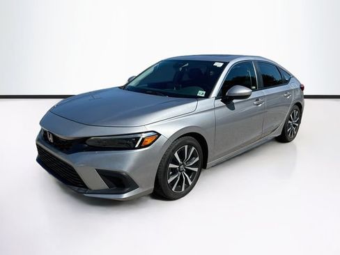 Used 2023 Honda Civic EX-L image 3