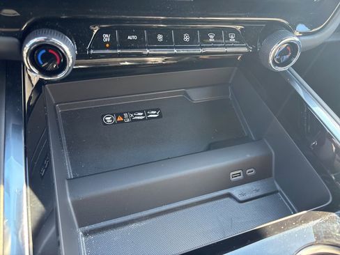 New 2025 Chevrolet Tahoe Premier image 19