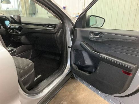 Certified 2023 Ford Escape Active AWD/4WD image 30