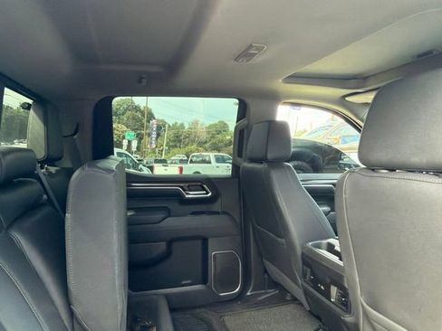 Used 2023 Chevrolet Silverado 1500 RST w/ Redline Edition AWD/4WD image 14