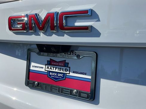New 2026 GMC Yukon XL AT4 Ultimate AWD/4WD image 29