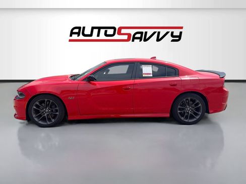 Used 2023 Dodge Charger Scat Pack w/ Navigation & Travel Group RWD image 4