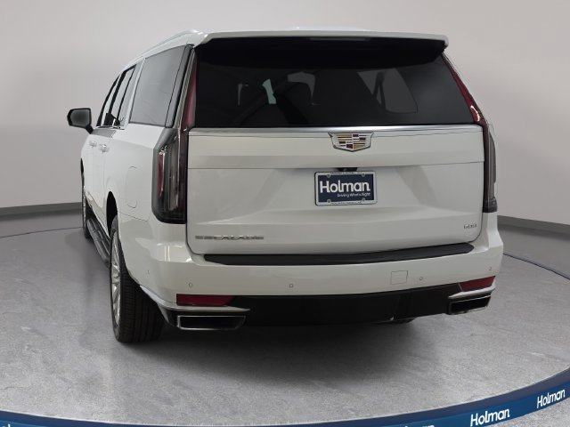Used 2023 Cadillac Escalade ESV Premium Luxury w/ LPO, Floor Liner Package AWD/4WD image 7