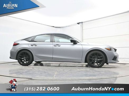 Used 2022 Honda Civic Sport image 23