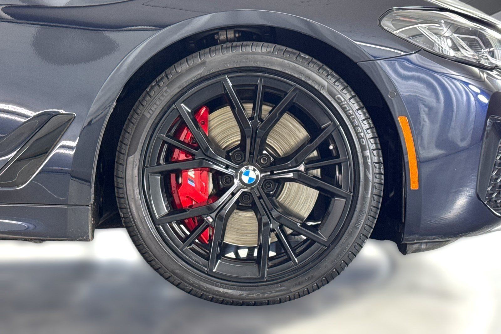 Used 2023 BMW 540i w/ M Sport Package RWD image 13