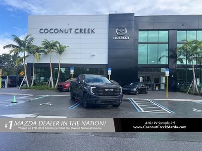 Used 2022 GMC Sierra 1500 Elevation w/ Elevation Premium Package