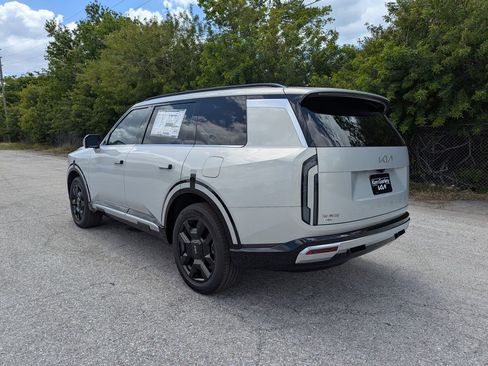 New 2027 Kia Telluride SX w/ Towing Package image 6
