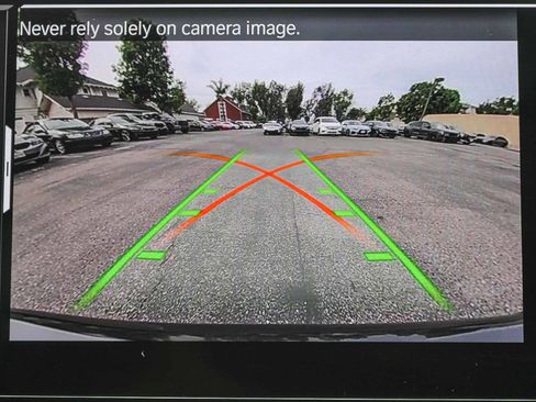 Used 2023 BMW M550i xDrive image 24