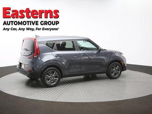 Used 2021 Kia Soul S FWD image 44