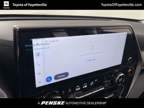 Used 2026 Toyota Highlander Limited image 34