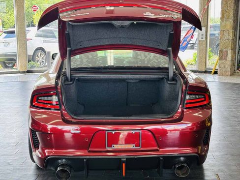 Used 2022 Dodge Charger SRT Hellcat w/ Harman/Kardon Audio Group RWD image 8